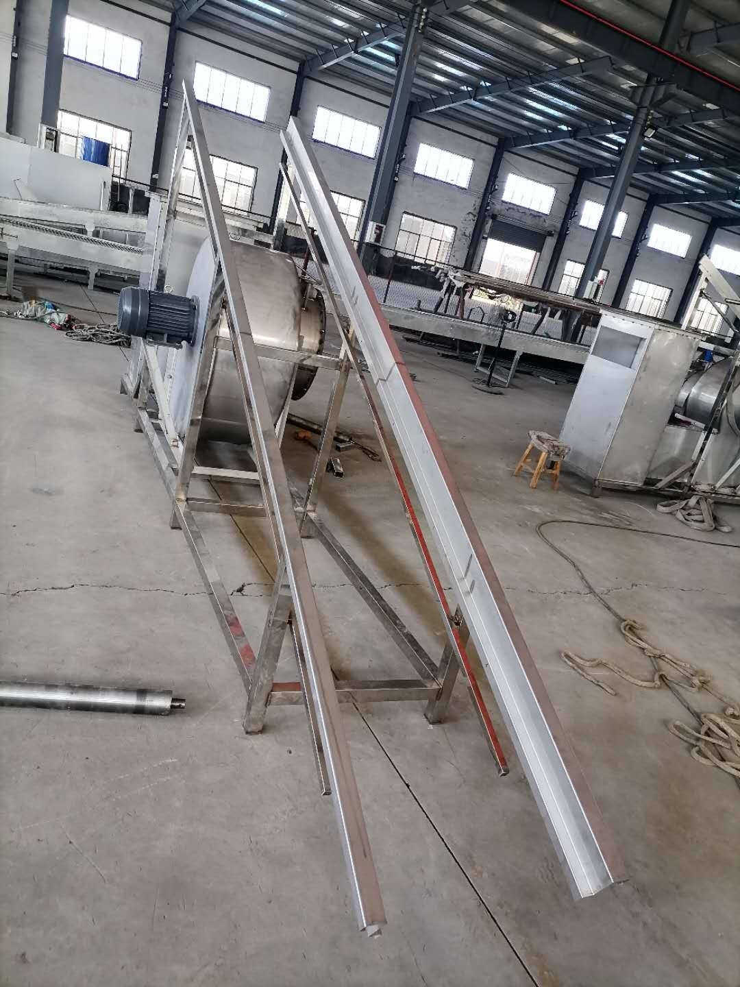偉業(yè)輸送機(jī)1.jpg